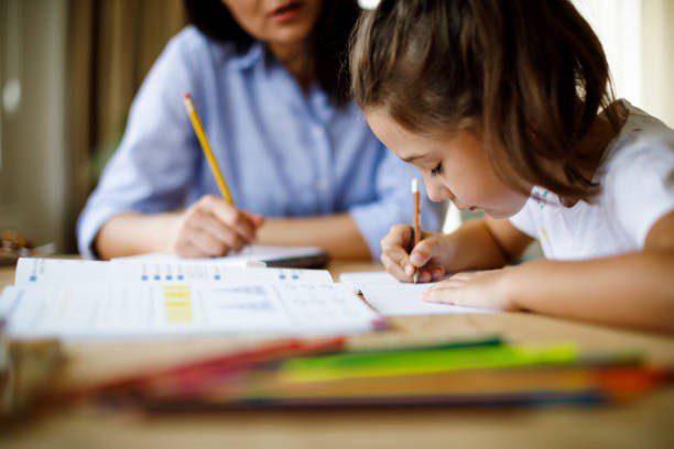 AYUDA PARA LAS TAREAS ESCOLARES Y LECTURA EN INGLÉS